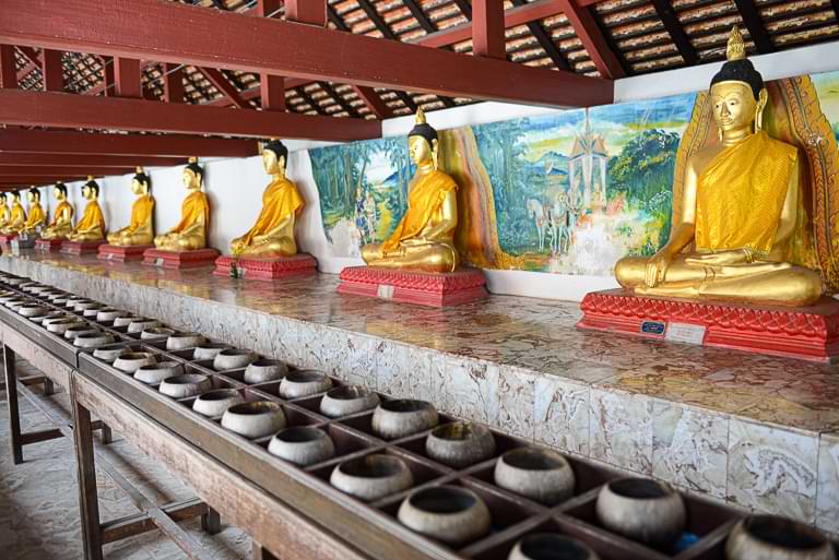 Buddhas, Wandmalereien, Wat Phra Mahathat Woramaha Viharn, Nakhon Si Thammarat, Tempel