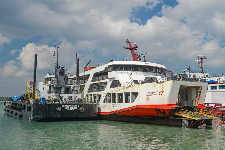 Seatran-Fähre, Donsak, Thailand